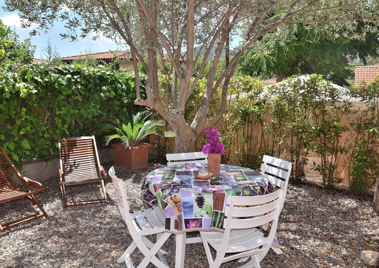 Villa Fiore Apartments Portoferraio Dış mekan fotoğraf